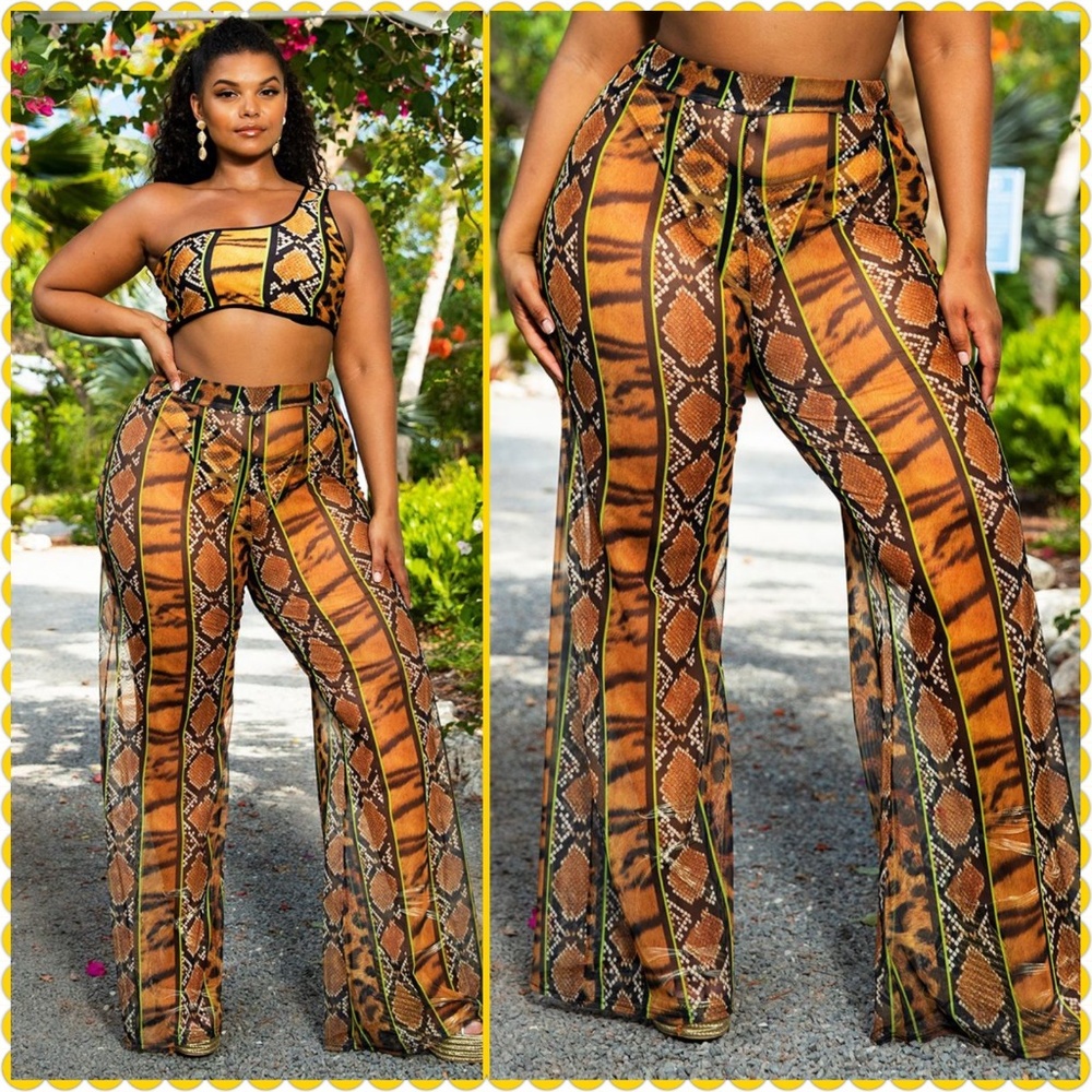 PRETTYLITTLETHING TIGER MESH PANTS SIZE 18